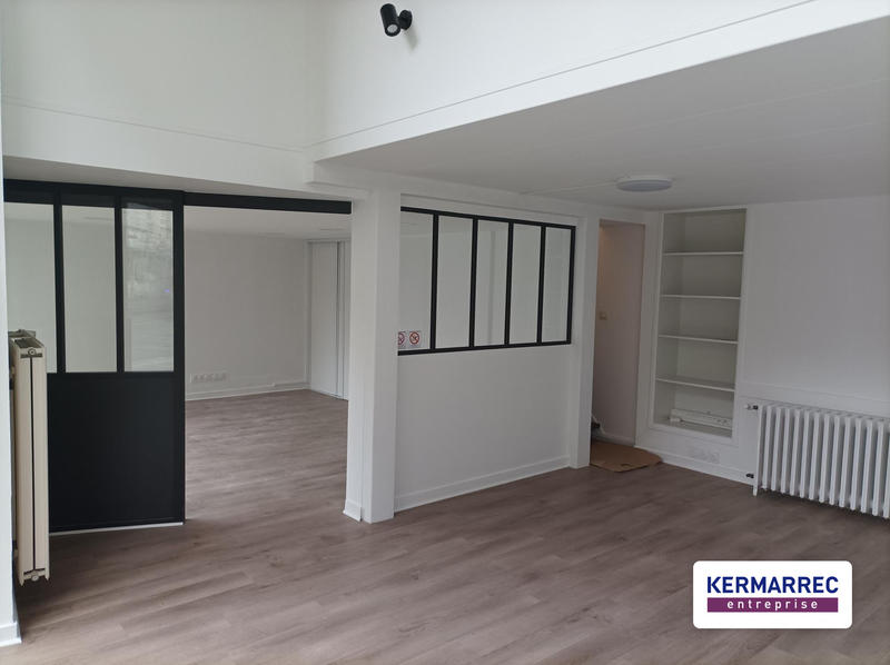 Bureau - 81 m² - 4 pièces