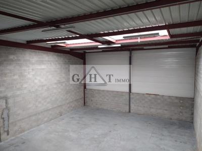 Entrepôt - 240 m²