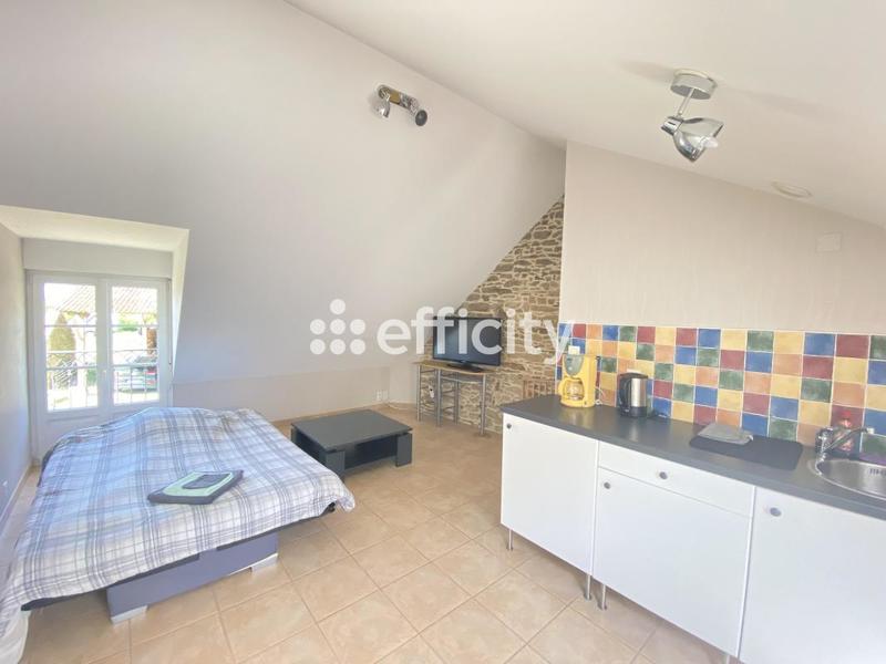 Maison - 395 m² - 13 pièces