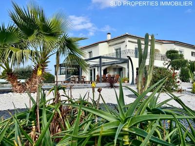 Villa - 223 m² - 7 pièces