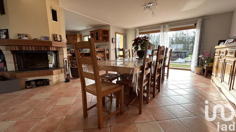 Maison - 270 m² - 10 pièces