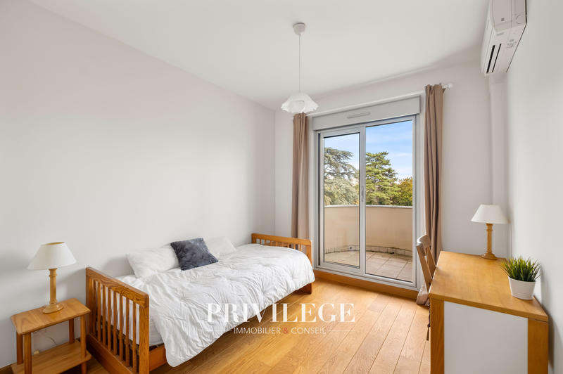 Duplex - 192 m² - 6 pièces