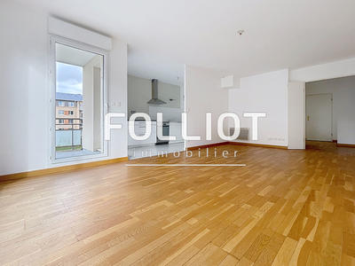 Appartement - 70 m² - 3 pièces