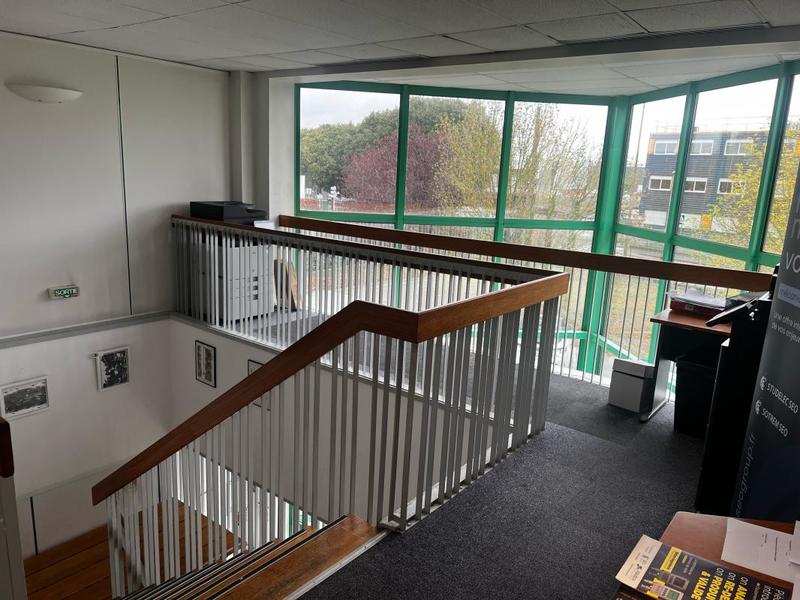 Immeuble - 1 153 m² - 4 pièces