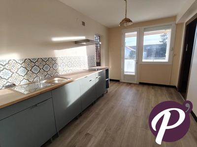 Appartement - 98 m² - 4 pièces