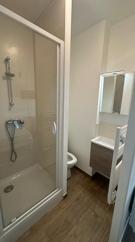 Appartement - 80 m² - 5 pièces