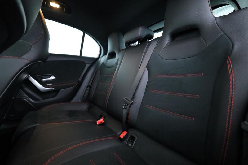 Mercedes Classe a 180 d Amg Line 7g-Dct 116 ch