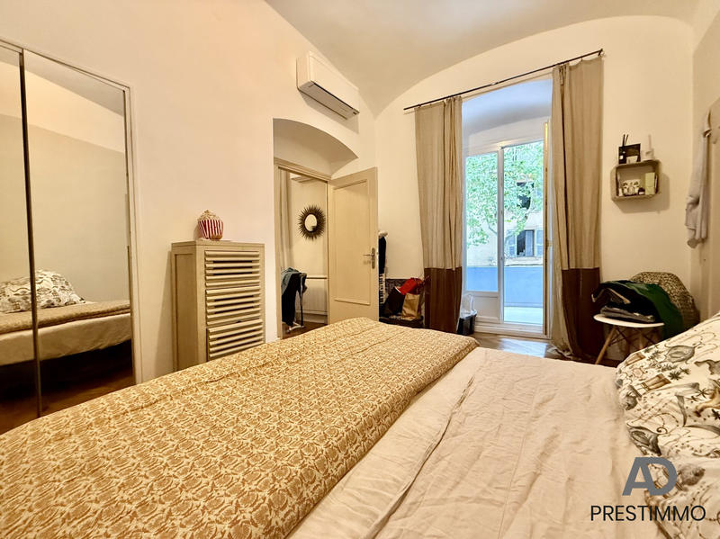 Appartement - 93 m² - 4 pièces