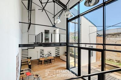 Loft - 190 m² - 5 pièces