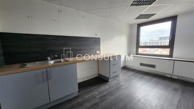 Bureau - 203 m²