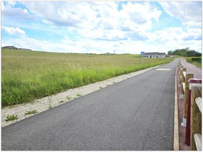 Terrain constructible - 1 897 m²