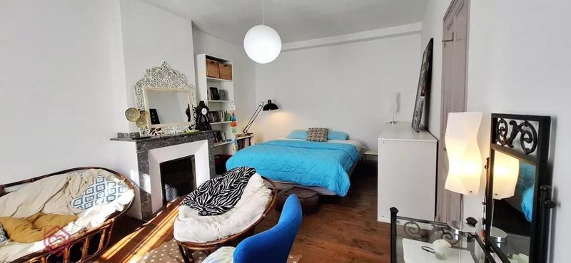 Maison - 252 m² - 11 pièces