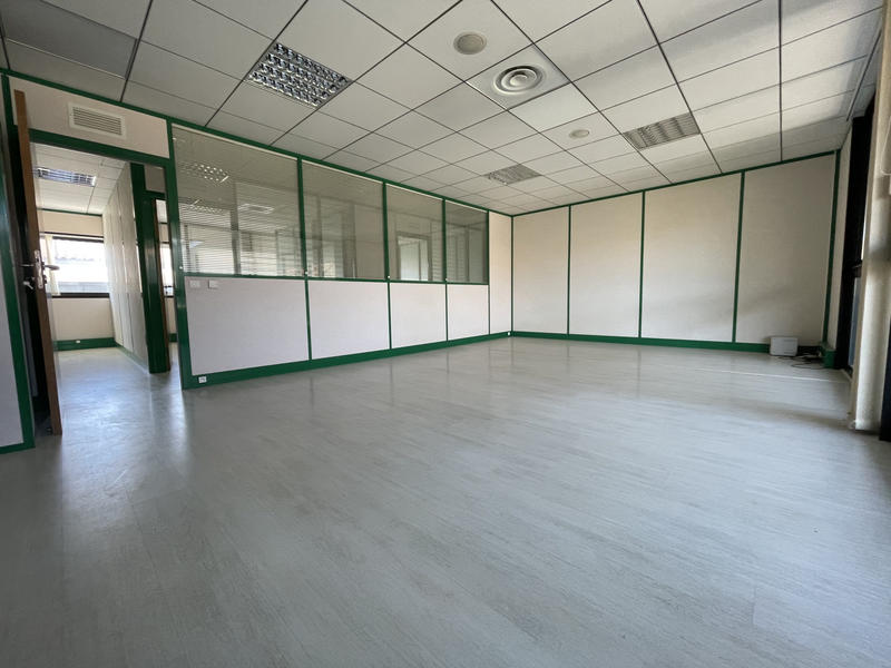 Bureau - 260 m²