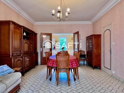 Maison - 115 m² - 6 pièces