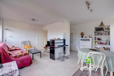 Appartement - 86 m² - 4 pièces