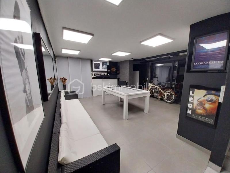 Maison - 160 m² - 6 pièces