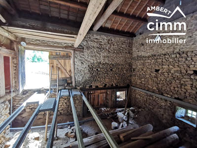 Ferme - 46 m² - 1 pièce