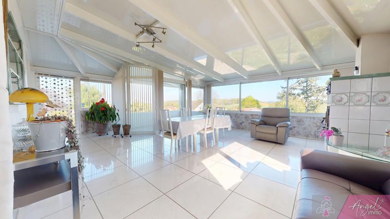 Maison - 165 m² - 8 pièces