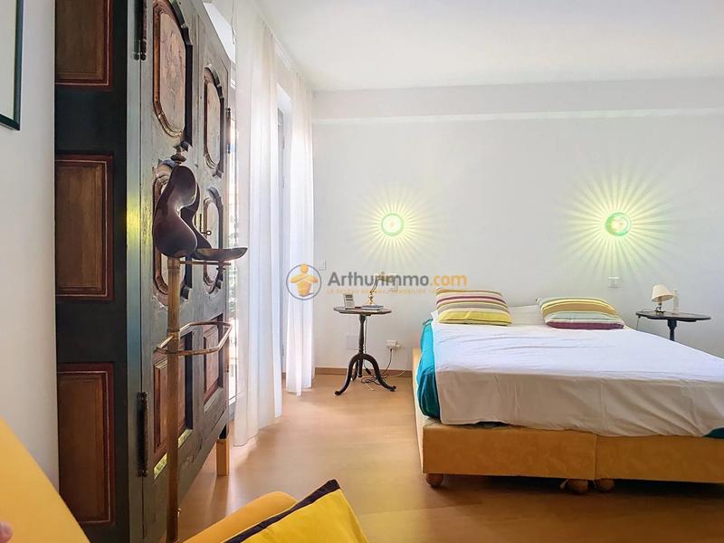 Appartement - 80 m² - 3 pièces