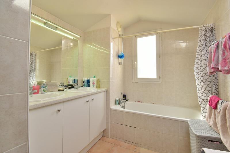 Maison - 68 m² - 3 pièces