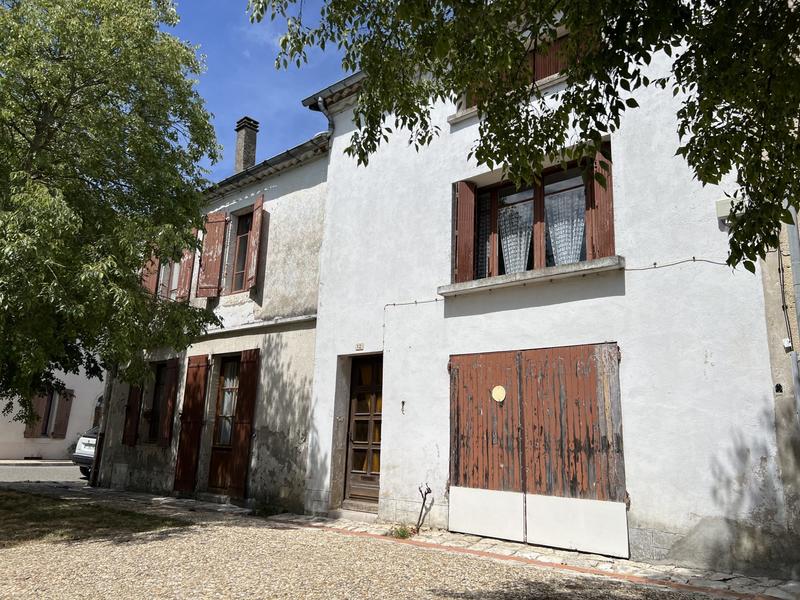 Maison - 99 m² - 4 pièces