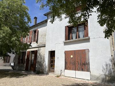 Maison - 99 m² - 4 pièces