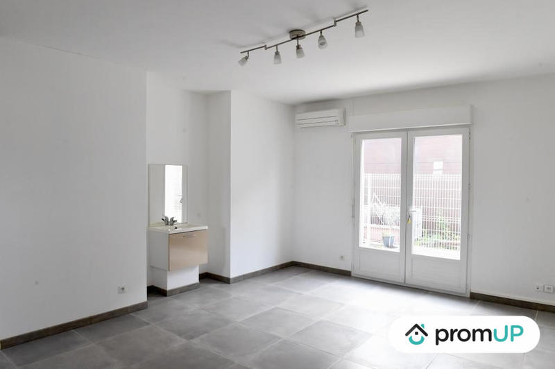 Local d'activités - 512 m²