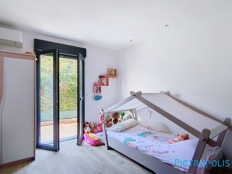 Villa - 137 m² - 4 pièces