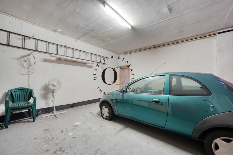 Maison - 200 m² - 8 pièces