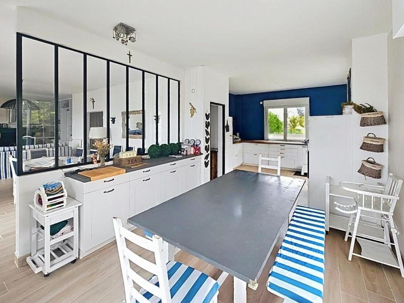 Villa - 199 m² - 9 pièces