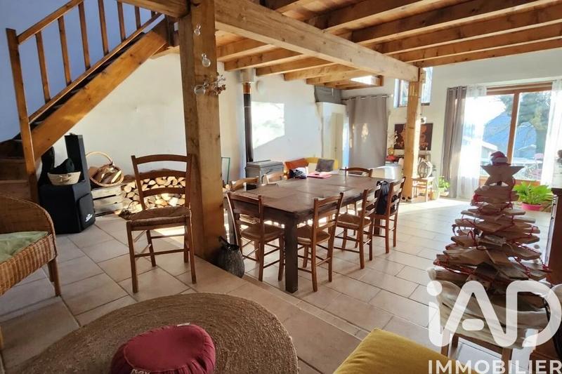 Maison - 147 m² - 4 pièces