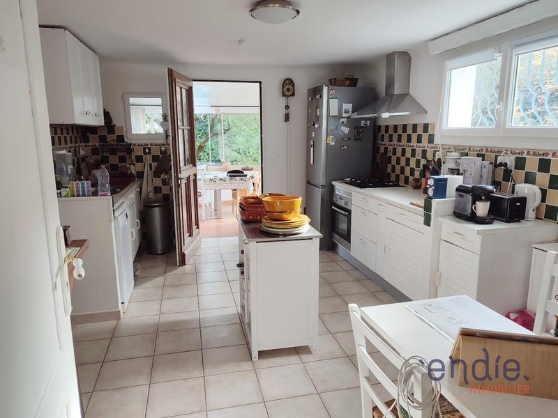 Maison - 197 m² - 7 pièces