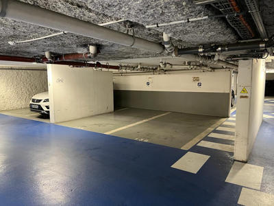 Parking - 10 m²