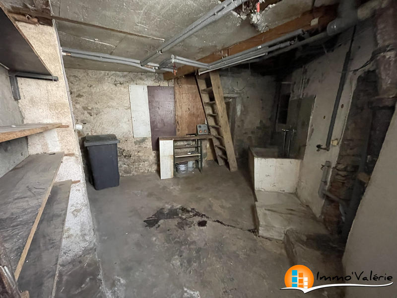 Maison - 96 m² - 5 pièces