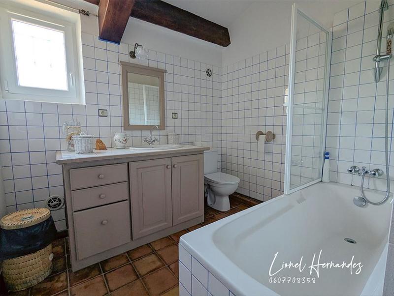 Maison - 295 m² - 10 pièces