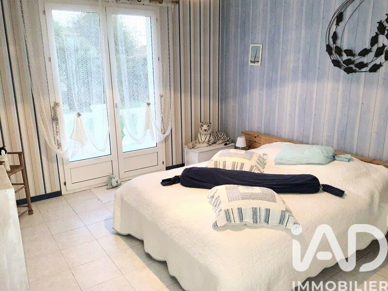 Maison - 213 m² - 6 pièces