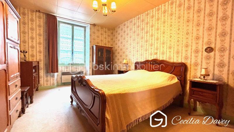 Maison de village - 94 m² - 4 pièces