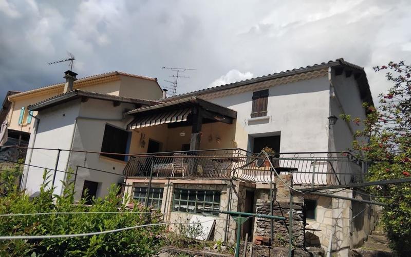 Maison - 103 m² - 7 pièces