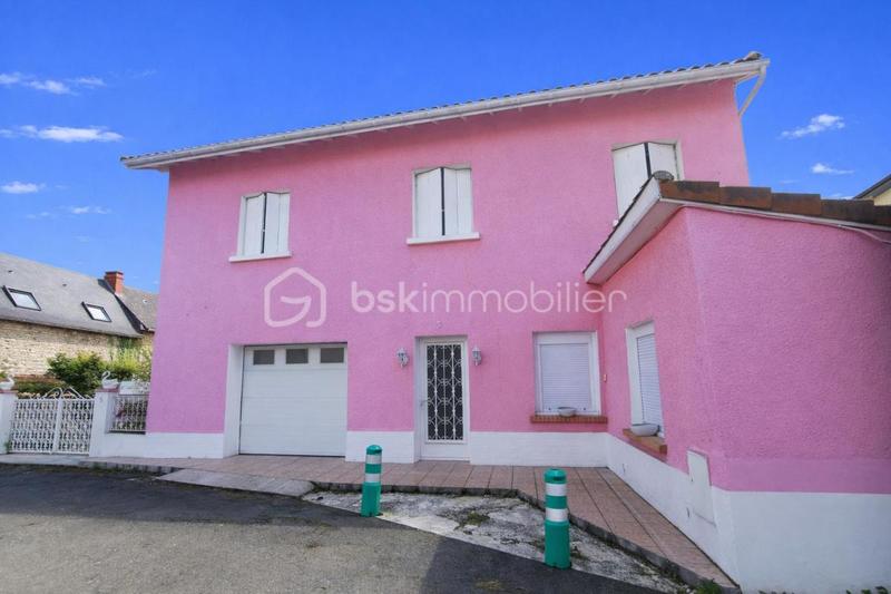 Maison - 146 m² - 6 pièces