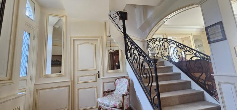 Manoir - 600 m² - 12 pièces