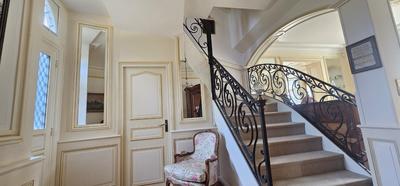 Manoir - 600 m² - 12 pièces