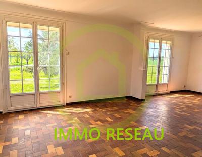 Maison - 111 m² - 4 pièces