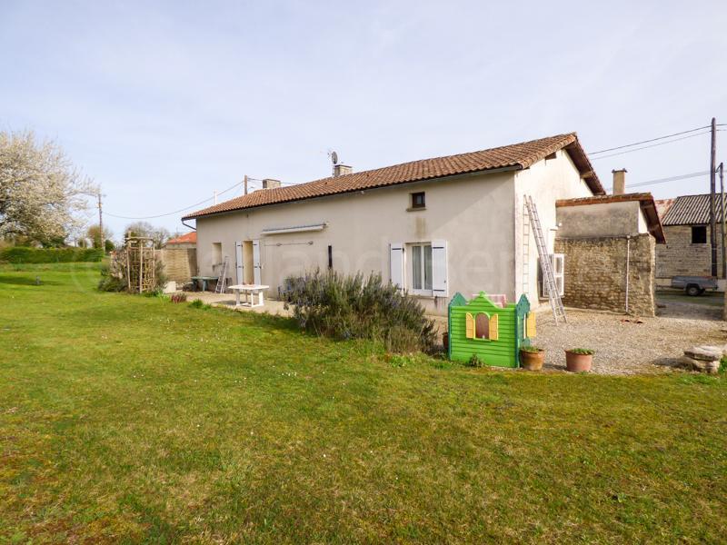 Maison en pierre - 150 m² - 6 pièces