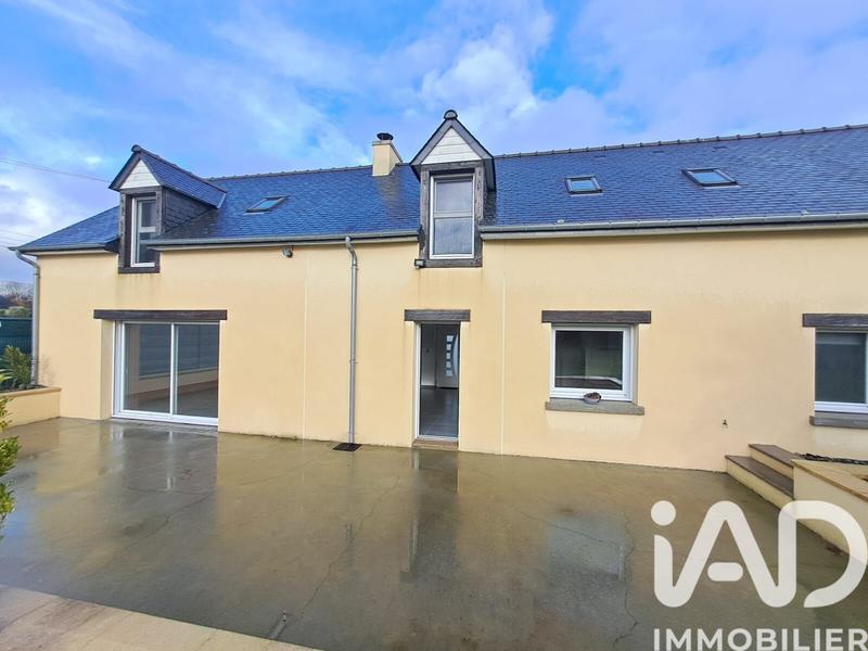 Maison - 143 m² - 6 pièces