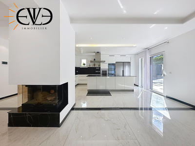 Villa - 230 m² - 7 pièces