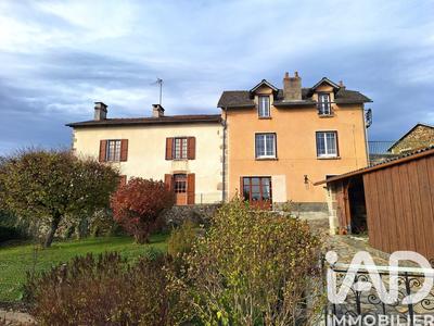 Maison - 188 m² - 8 pièces