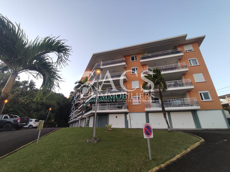 Appartement - 70 m² - 3 pièces