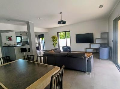 Maison contemporaine - 143 m² - 5 pièces