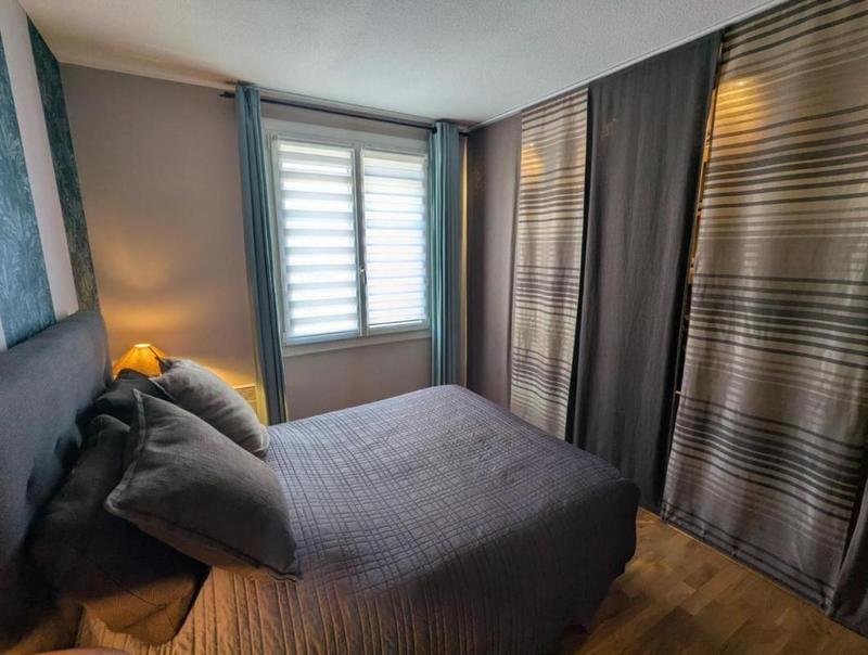 Pavillon - 160 m² - 7 pièces