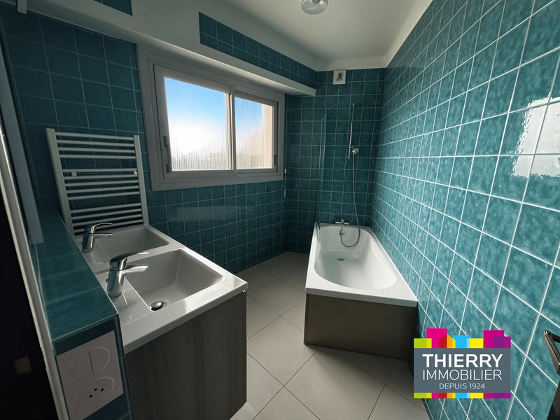 Appartement - 110 m² - 4 pièces